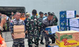 KRI Semarang-594 Jadi Bukti Kehadiran Negara di Tengah Bencana Nias