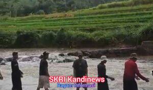 Gotong Royong Perbaiki Tanggul: Pemdes Cikarang Pimpin Aksi Dukung Pangan Berkelanjutan