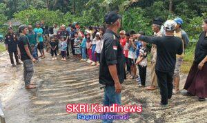 Santunan Warga Warnai Peresmian Jalan Kampung Mandala Sukabumi oleh H. Isep Dadang Sukmana